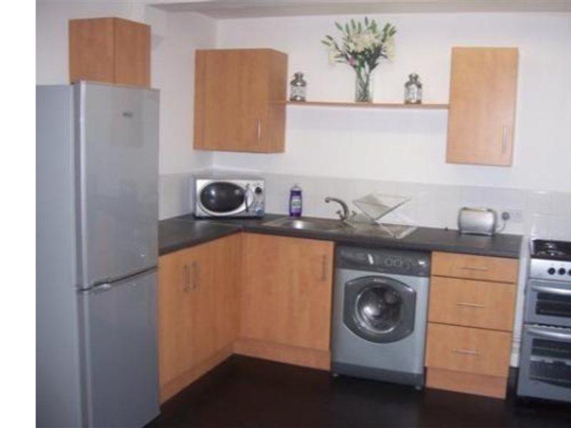 Oyo Arinza Apartments,