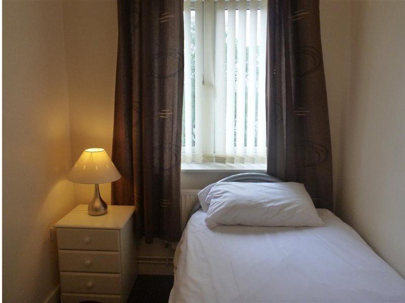 Oyo Arinza Apartments, Hotel 3*