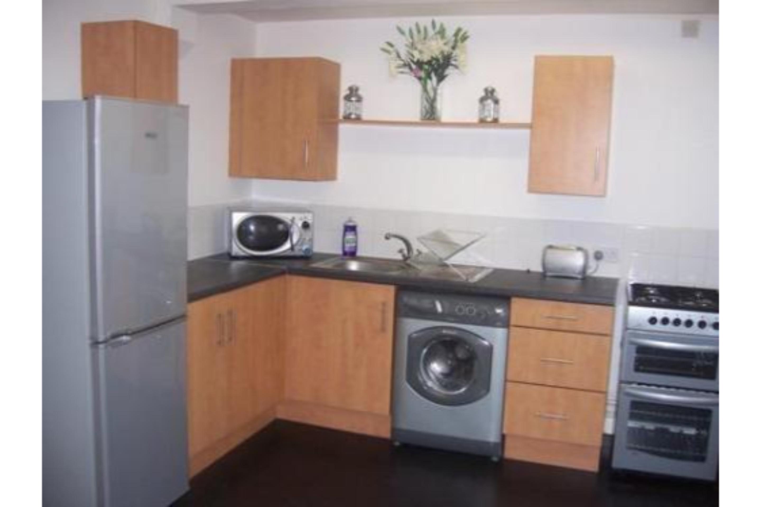 Oyo Arinza Apartments, Liverpool